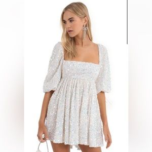 Lucy in the Sky Afia Velvet Sequin Baby Doll Dress in White - Size Small